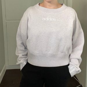 Cropped adidas Sweatshirt